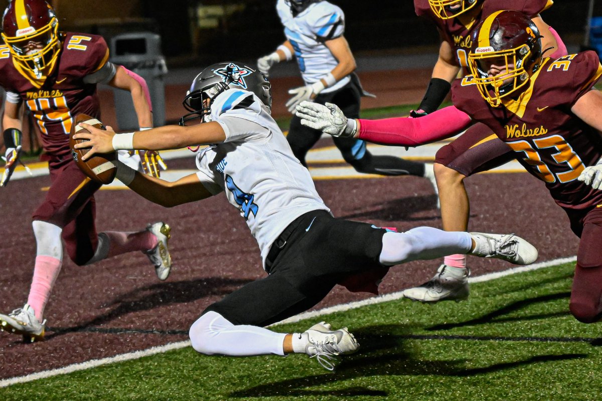 🏈Congrats to Southside Maverick junior , Wilson Key! 🏈
 He stepped in the QB roll and was 17 of 25 passing with 234 yards and a TD against Lake Hamilton.
 That makes Wilson the Sebastian County Farm Bureau Player of the Week!