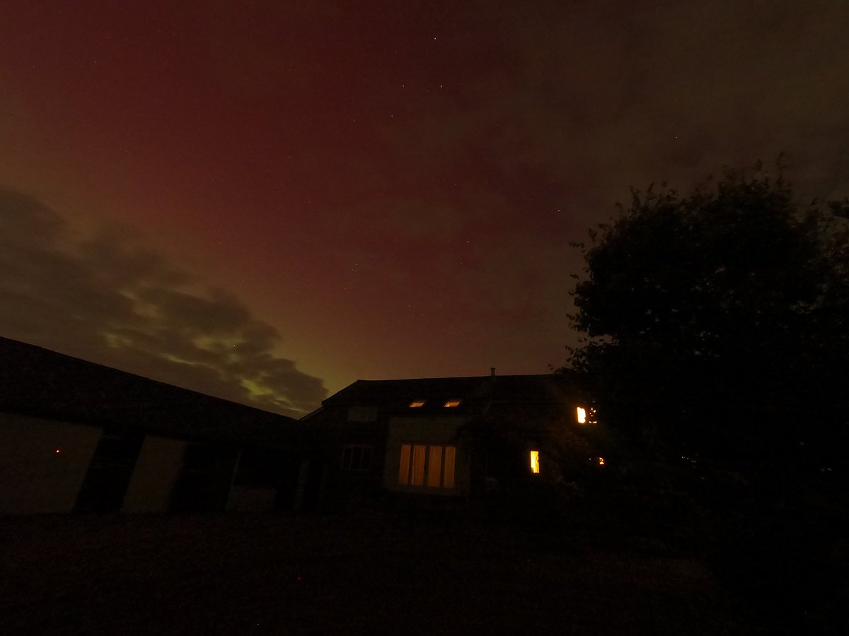 Glimpse of the northern lights #herefordshire