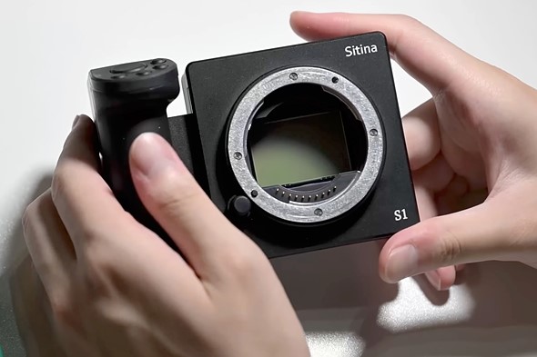 Un ingénieur et photographe, a construit son propre appareil photo plein format, le Sitina S1, utilisant un capteur CCD, et bien sûr c'est Open Source. 

👉 dpreview.com/articles/05354…