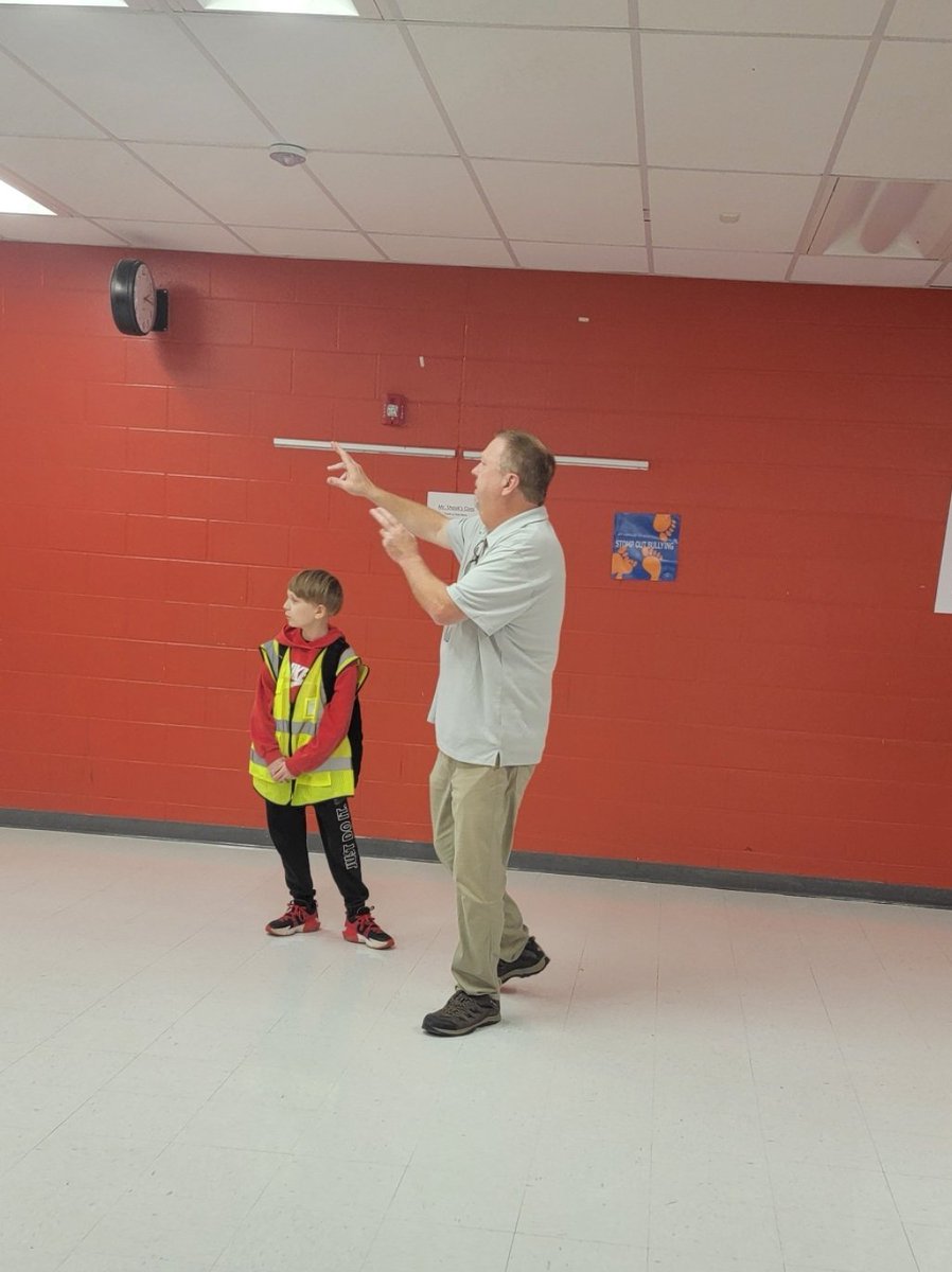 Rockey Anderson (@rockey_and) on Twitter photo Student hall monitors ensuring ALL are following expectations and being R.E.A.L during transitions! 🦺 <a href="/GarrettMSGators/">Garrett Gators</a> <a href="/CobbPBIS/">Cobb County PBIS</a> Student hall monitors ensuring ALL are following expectations and being R.E.A.L during transitions! 🦺 <a href="/GarrettMSGators/">Garrett Gators</a> <a href="/CobbPBIS/">Cobb County PBIS</a>