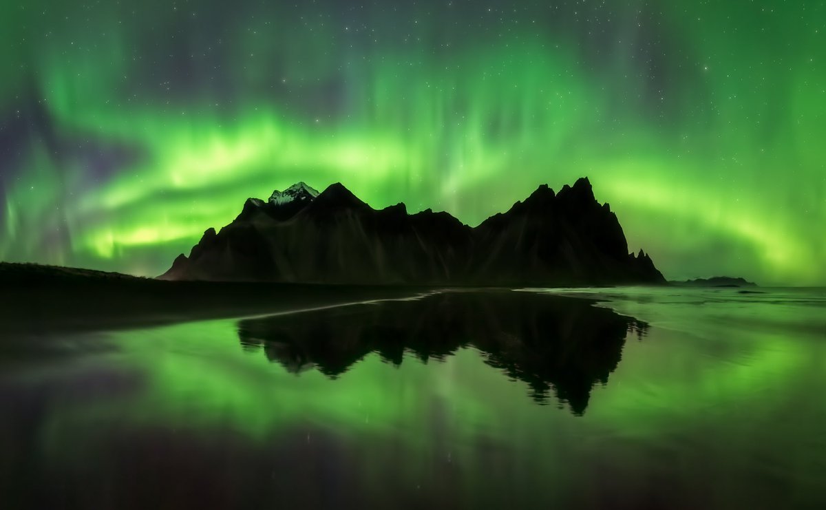 shadowanshadenz's tweet photo. gm to aurora all day and all night 🩷💚 https://t.co/7sIlPdT53R