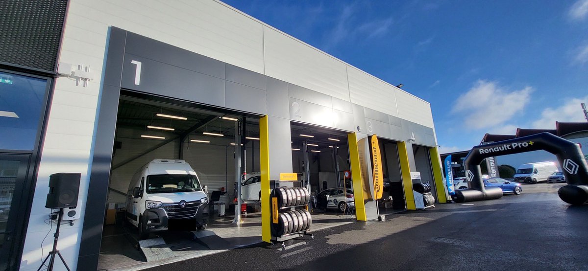H2TEAM__'s tweet photo. Inauguration ce mardi 8 octobre du Centre #edenauto @renaultgroup du @MinToulouse pour lequel @H2TEAM__ a réalisé les études d’aménagement sécuritaires du bâtiment pour l’accueil d’activités de maintenance  du MASTER H2-TECH @HYVIA_Official  #hydrogène #VUL https://t.co/lbMWHpqJvy