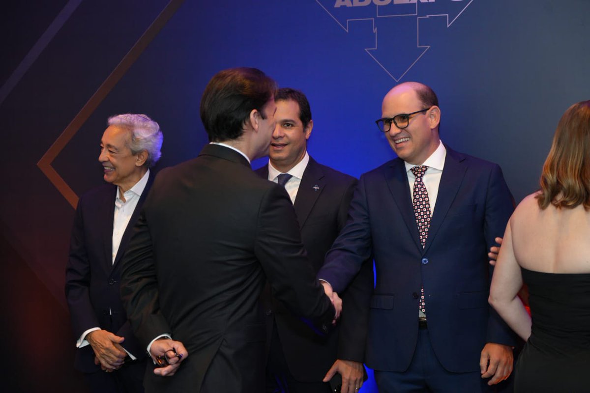 LAFISEDO's tweet photo. Como cada año acompañamos a ADOEXPO en la Gran Gala de los Premios a la Excelencia Exportadora.

Estos destacan el papel de las exportaciones en el crecimiento económico del país y su impacto positivo en el bienestar social de la República Dominicana.
🏆 https://t.co/Kkx1sipduK