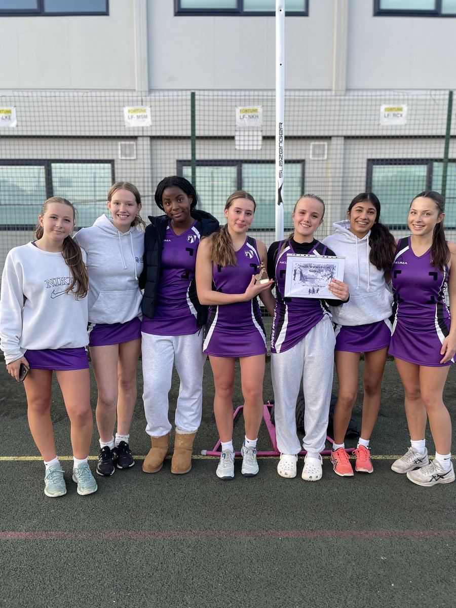 🏆 SW Champions once again! U16 Netball team played amazing tonight winning all their games! Super proud 👌