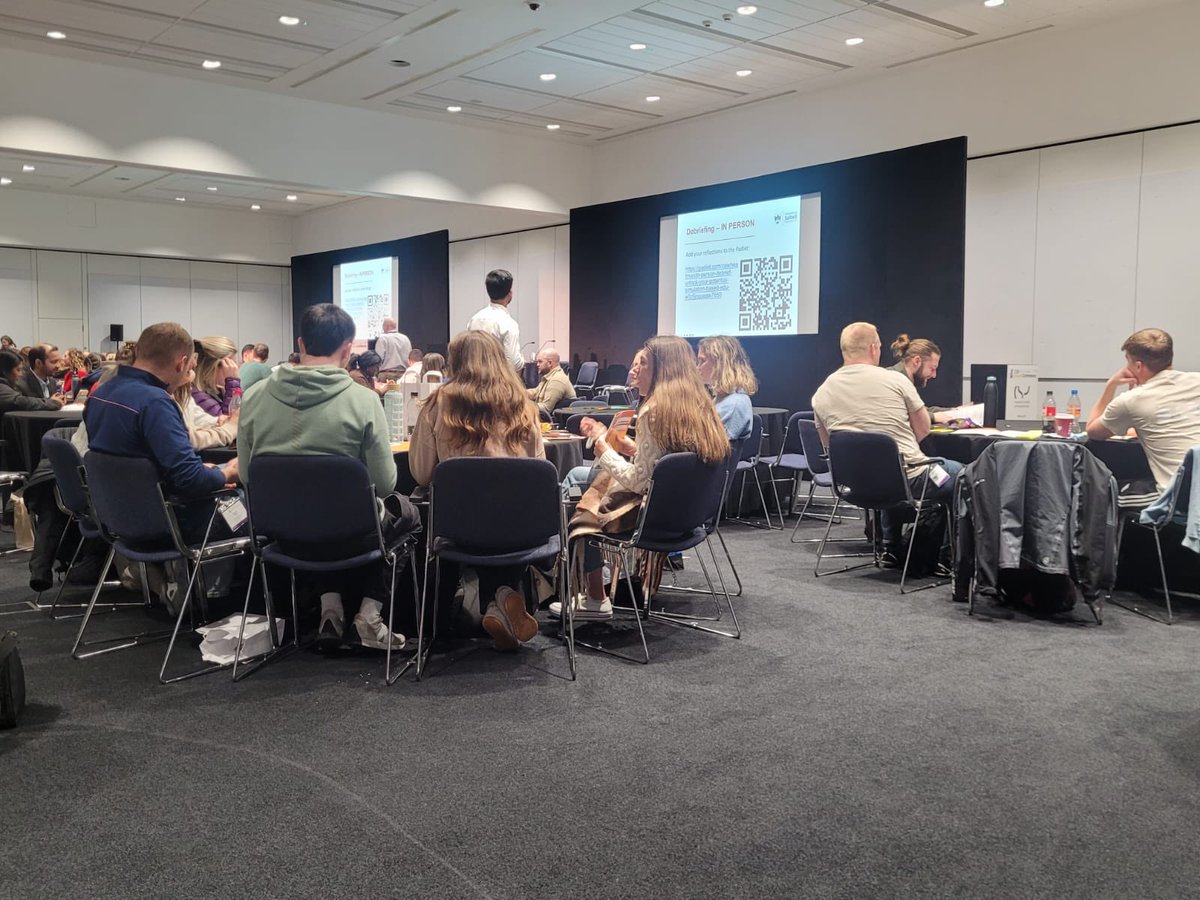 Myfyrwyr Prifysgol Bangor yng nghynhadledd myfyrwyr CSP, yn gwrando, ymgysylltu a dysgu.

Bangor University students at the CSP Student conference, listening, engaging and learning.

#Physio24 <a href="/thecsp/">Chartered Society of Physiotherapy (CSP)</a> <a href="/thecspstudents/">CSP Students</a> <a href="/CSPWales/">CSP Wales</a>