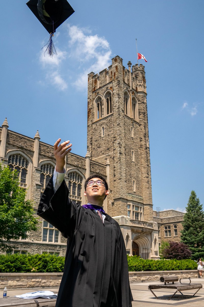 Attending Autumn Convocation? 🎓Get ready to cross the stage by securing your regalia before October 16 at 11:59 p.m. Grad caps must be ordered separately.

🔗bookstore.uwo.ca/convocation

<a href="/WesternU/">Western University</a> #WesternU