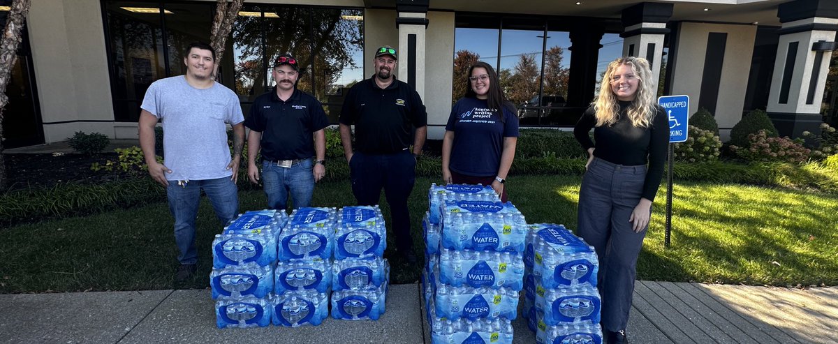 DrJWEvansJr's tweet photo. A huge THANK YOU to our friends @WoodfordCoPS @ksbanews @KimMichele_  &amp; our other anonymous donors for their incredible generosity to support hurricane #helene relief efforts! We’re beyond grateful for all the support! @KEDC1 @KEDCGrants https://t.co/E2Kqn2QMP8