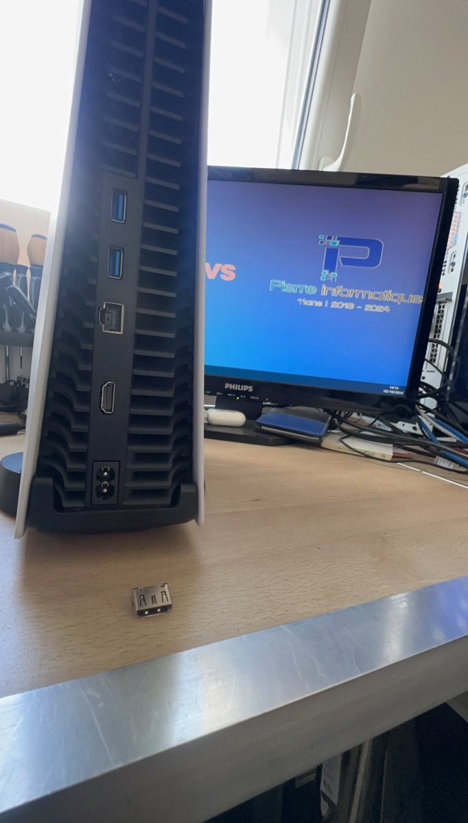Pierreinformati's tweet image. Remplacement Port HDMI PS5 🎮
Client D’audruicq 📌

#playstation #ps5 #pierreinformatique #audruicq @PlayStationFR @PlayStation @PlayStationEU