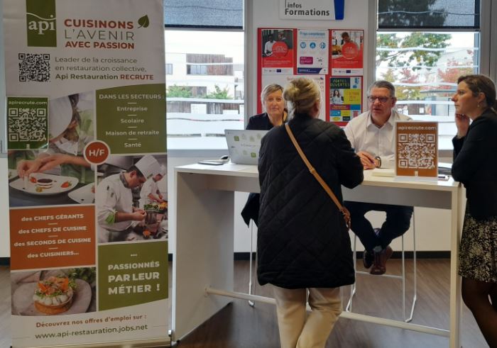#TousMobilises|📢Recrutement API restauration🧑‍🍳
👀Recherche cuisiniers et commis de cuisine 🍴
#RestaurationCollective