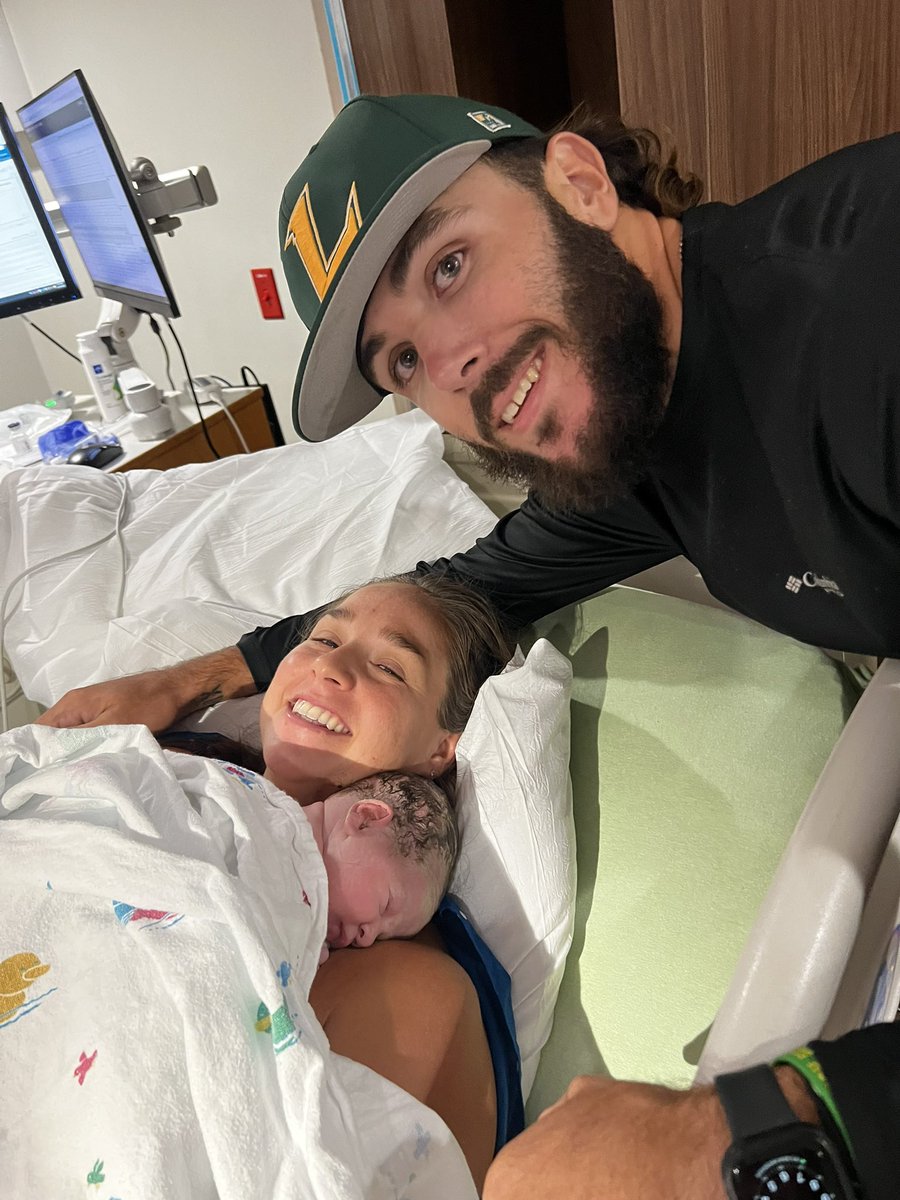 Baby girl decided to make her arrival in the middle of the hurricane. 
Braedy Grow 7 lbs 6 oz 
Momma and Baby are doing great!