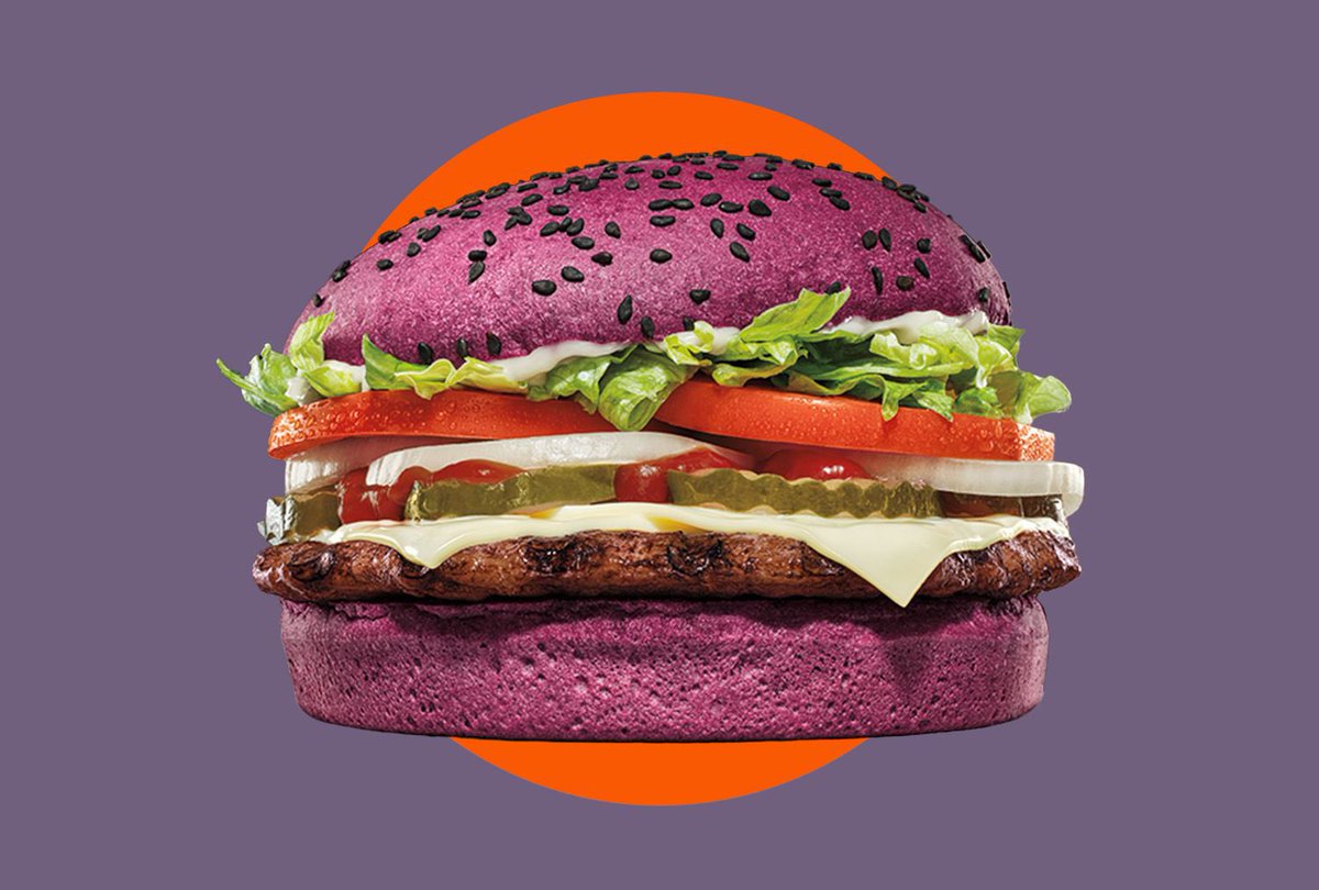 Sxorpion__'s tweet photo. What I ordered Vs what I got😭

Do better @BurgerKing 
#burgerking #wednesdaywhopper https://t.co/h2awGdV2cL