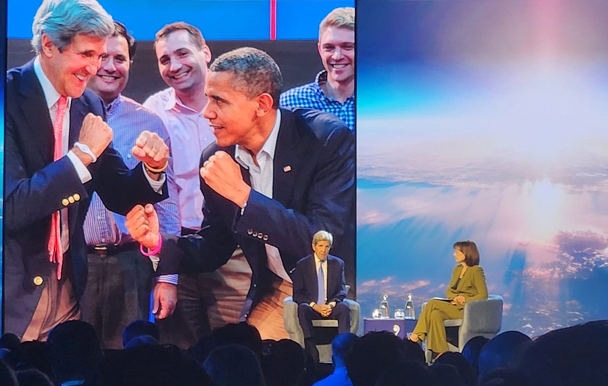 ABCMundial's tweet photo. Cambio Climático y Turismo Sostenible: Las reflexiones de John Kerry en la Cumbre del @WTTC 🇦🇺🦘
@GiorgenelloKari
#WTTC #CumbreGlobal #Perth #AustraliaOccidental #JohnKerry #JuliaSimpson #cambioclimático #calentamientoglobal #políticaspúblicas
https://t.co/r8hjbJY8i2 https://t.co/lnDgIZnmCj