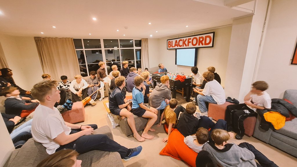 KSBChaplain's tweet photo. Fantastic fun at this evening's @KSBBlackfordHse House Night! Each year group made a film/trailer. Hilarious watching their videos on the Common Room TV. Delighted to hold a house service earlier in the evening too. @KingsBruton #KSBBoarding #KSBChaplaincy #KSBCommunity https://t.co/NMpFjdIH6H