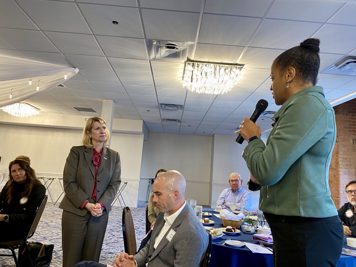 Another pitch-perfect message from ⁦@HConleyGMF⁩ to the ⁦<a href="/Rotary/">Rotary International</a>⁩ of Cleveland combining history and hope at #Whistlestops4UKR &amp; importantly hearing the thoughtful voices of more than 150 Ohioans throughout the day ⁦<a href="/gmfus/">German Marshall Fund</a>⁩ #GMFCities