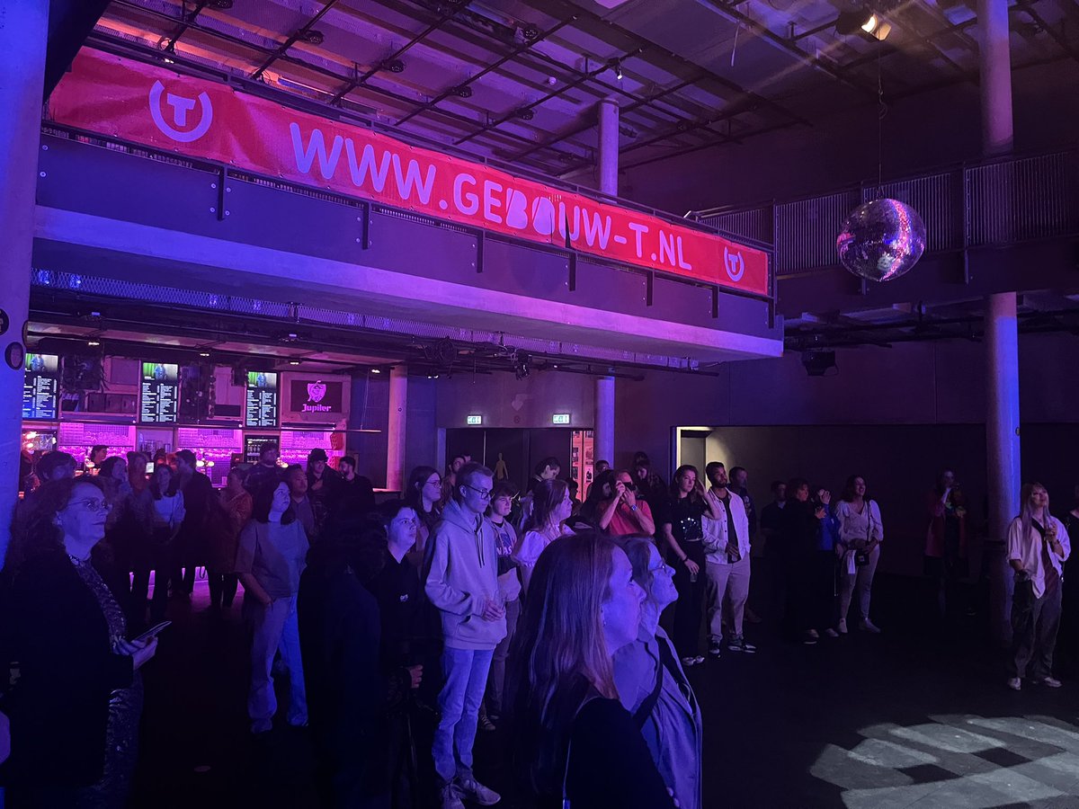 Joey van Aken (@joeyvanaken) on Twitter photo Burgemeester <a href="/Margo_Mulder/">Margo Mulder</a> opende vanavond de eerste Coming Out Night in <a href="/Gemeente_BoZ/">Gem. Bergen op Zoom</a> in <a href="/GebouwT/">Gebouw-T</a> Burgemeester <a href="/Margo_Mulder/">Margo Mulder</a> opende vanavond de eerste Coming Out Night in <a href="/Gemeente_BoZ/">Gem. Bergen op Zoom</a> in <a href="/GebouwT/">Gebouw-T</a>