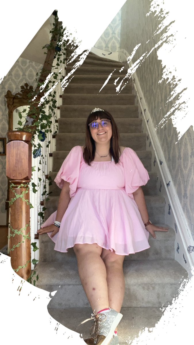 _Heather309's tweet image. 🥳ITS MY BIRTHDAY!! 🎉