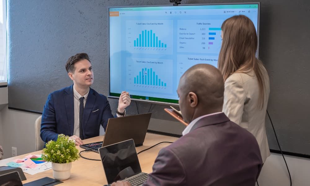 Companies should be able to predict call patterns and customer needs, but often this is challenging. With #Amazon Forecast, however, it’s much simpler – and more accurate. How it works: cloudhesive.com/blog-posts/ama…
