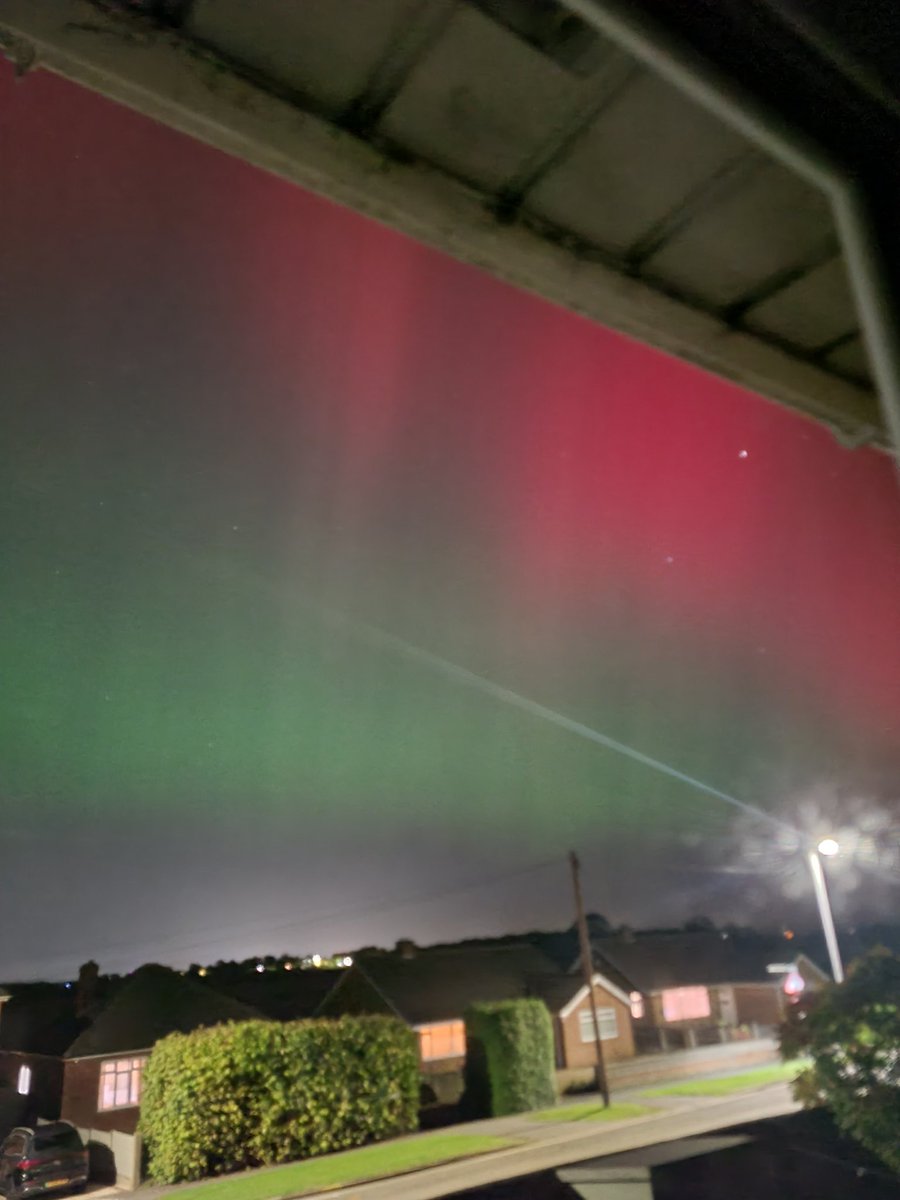heathimp's tweet photo. @peter_levy even brighter now at 10pm in Lincoln https://t.co/JGxmnm8nIw