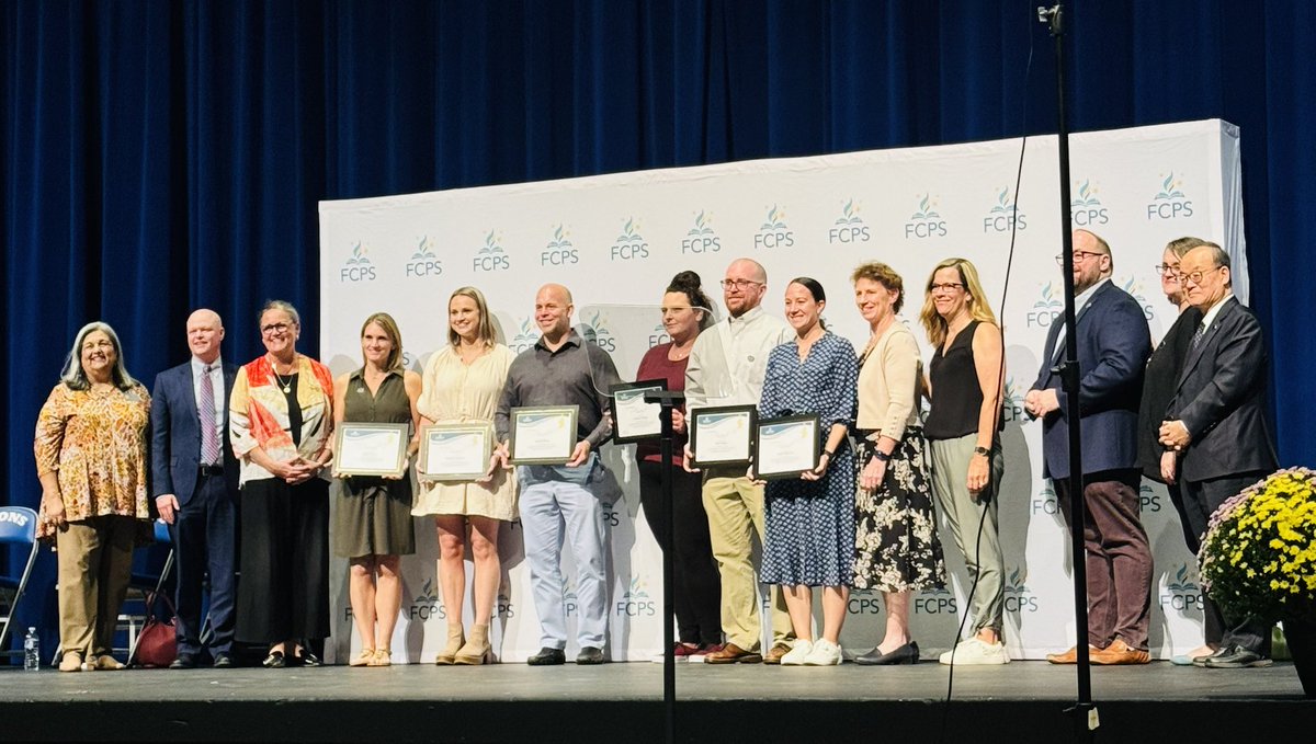 So proud of the ⁦<a href="/KeyCtrSchool/">Key Center School</a>⁩ Crisis Team, earning an Excellence award for their amazing effort over the last 2 years. Many were present last night to enjoy their nomination,  reception and photo moment. Thank you ⁦<a href="/fcpsnews/">Fairfax Schools 🌟</a>⁩ for acknowledging these employees!
