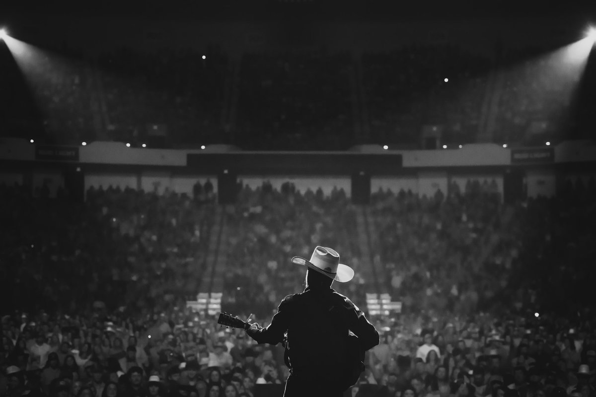 Cody Johnson tweet media