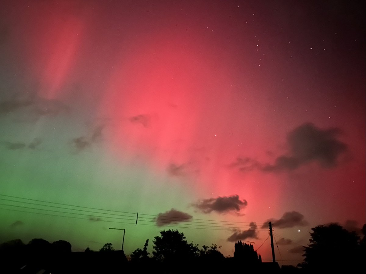 Fab show in #Cley tonight 😍