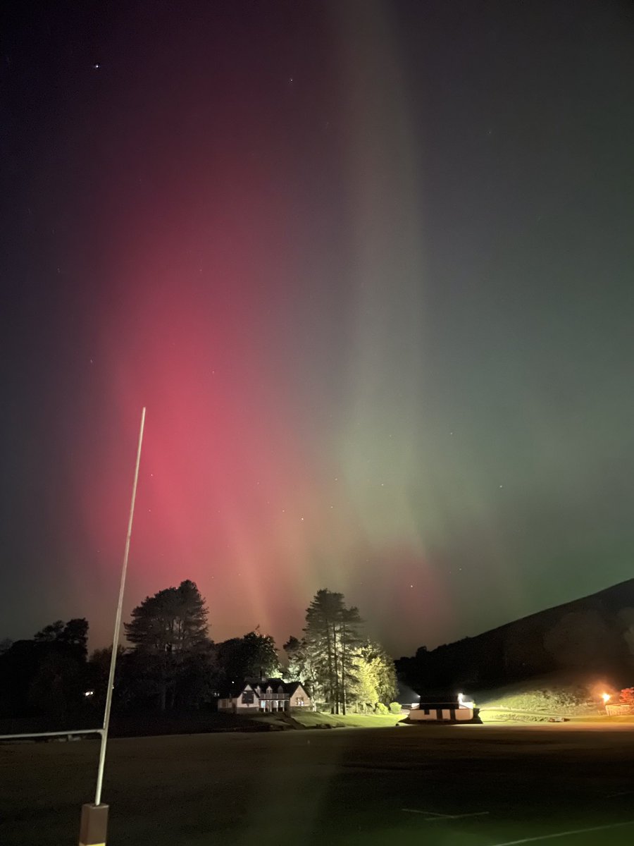 Evans House (@evans_sedbergh) on Twitter photo Harry Brook scores a triple century for <a href="/englandcricket/">England Cricket</a> and on the same day Knowles Pavilion & the Cricket Field are lit up by the Northern Lights.
Coincidence?!
Yes. It’s actually just some pretty cool Physics.🤓
<a href="/Harry_Brook_88/">Harry Brook</a> <a href="/sedberghcricket/">Sedbergh Cricket</a> <a href="/Sedbergh_STEM/">Sedbergh STEM</a>
📷 AA (HoS) Harry Brook scores a triple century for <a href="/englandcricket/">England Cricket</a> and on the same day Knowles Pavilion & the Cricket Field are lit up by the Northern Lights.
Coincidence?!
Yes. It’s actually just some pretty cool Physics.🤓
<a href="/Harry_Brook_88/">Harry Brook</a> <a href="/sedberghcricket/">Sedbergh Cricket</a> <a href="/Sedbergh_STEM/">Sedbergh STEM</a>
📷 AA (HoS)