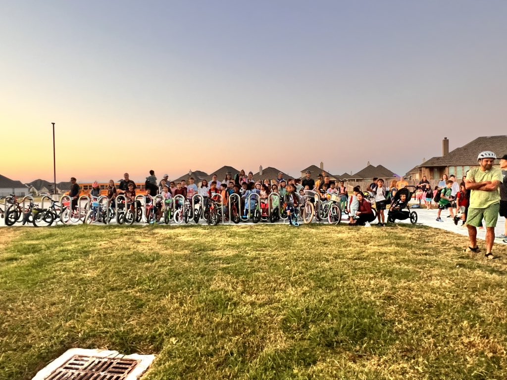 San Gabriel Elementary’s first Walk and Roll to School day was a BLAST!!!