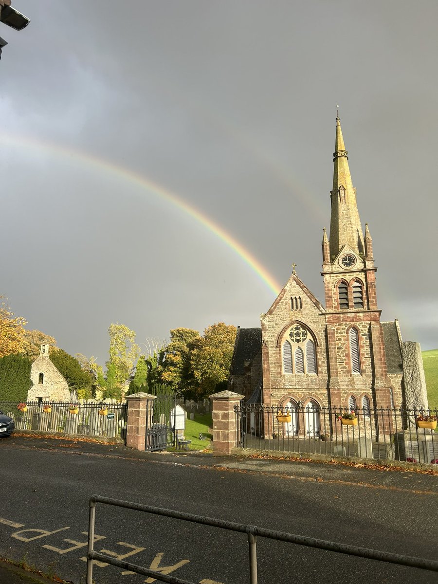 Ms Roche tweet media