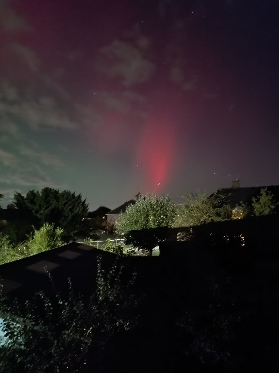 At this difficult time in history, it's worth remembering that nature still has and will continue to have the power to astound us and bring us joy with its beauty.  #auroraborealis from my bedroom window tonight.