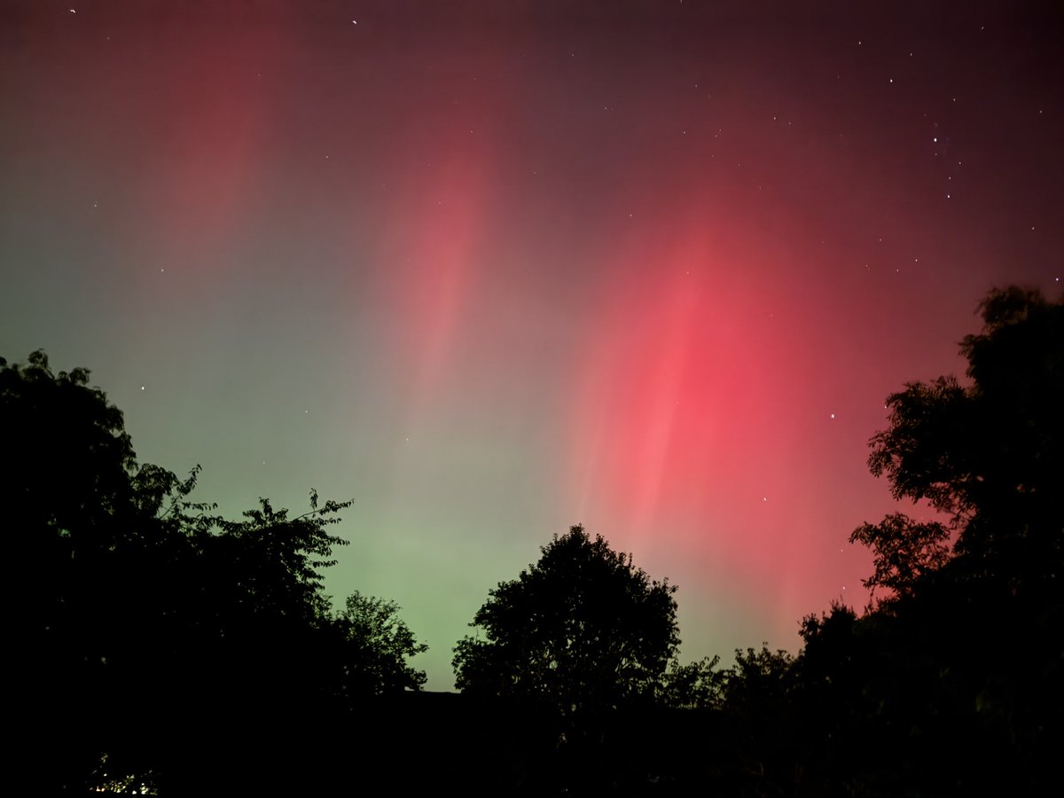OutdoorLifeUK's tweet photo. Northern Lights https://t.co/rGHmbWWKav