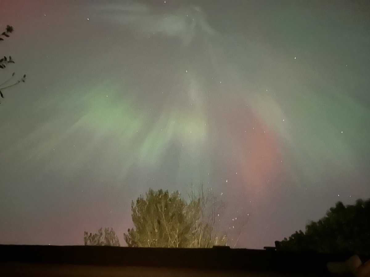 Nice display of the northern lights tonight!