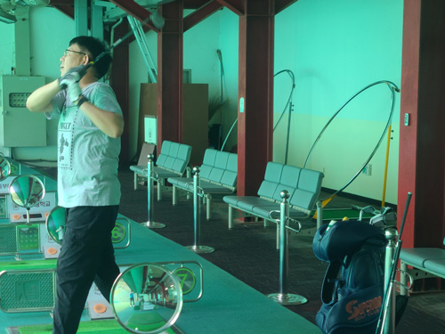 Proswing_Inc's tweet image. [ 스윙플레인 ] 충남 금산 중부대학교 골프연습장
학생들과 회원들 스윙궤도연습

제품문의:1899-6637
proswing.kr
#골프연습머신 전문제조 (주)프로스윙

#골프몸통스윙연습 #골프스윙기 #골프궤도교정머신 #드라이버스윙궤도도구 #아이언스윙궤도도구 #드라이버자세기구 #아이언자세기구