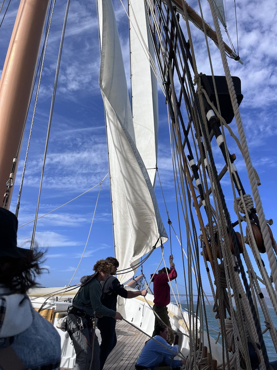 clstward1's tweet image. Working the lines, hoisting the sails! #4thgrade #GCC_Charters @EPIC_academics explores get their sea legs as they inquire into what early explorers might have experienced during the Golden Age of Exploration. @iborganization @gcc_jsample #GCCLevelUp Thank you  @CalloftheSea