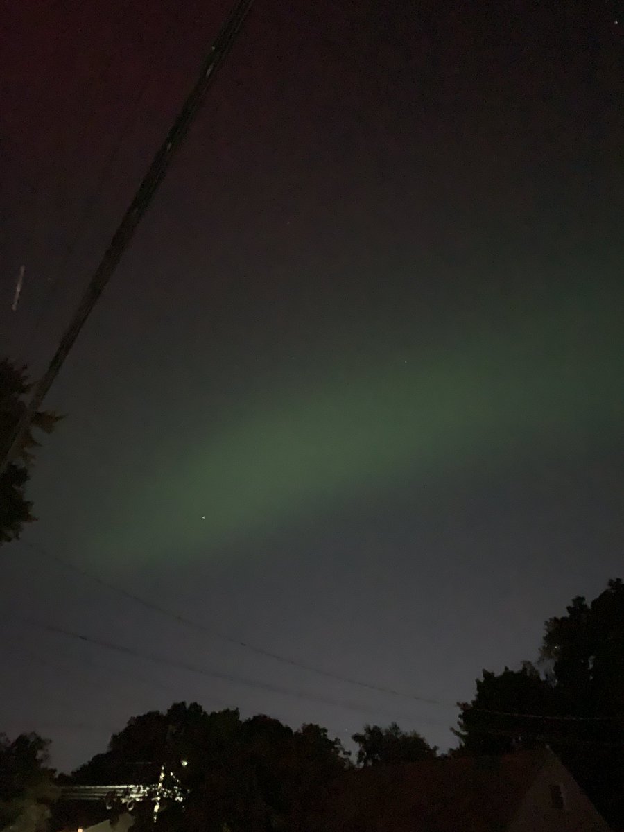 Bkehoe926's tweet photo. Fun night looking at the “pink sky” https://t.co/VznHurmEw4