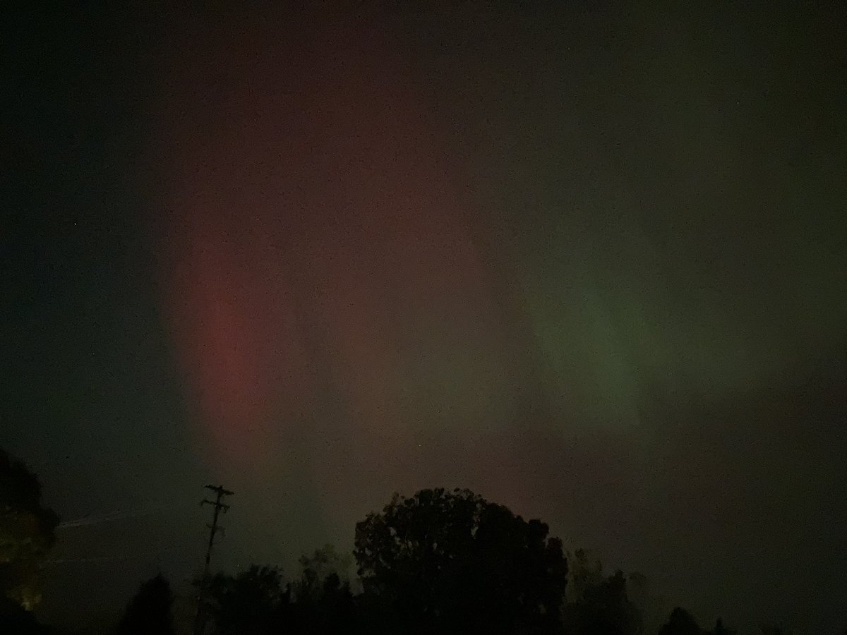MaryFrancois's tweet photo. ✨Northern lights✨ https://t.co/kzoryyzCzh