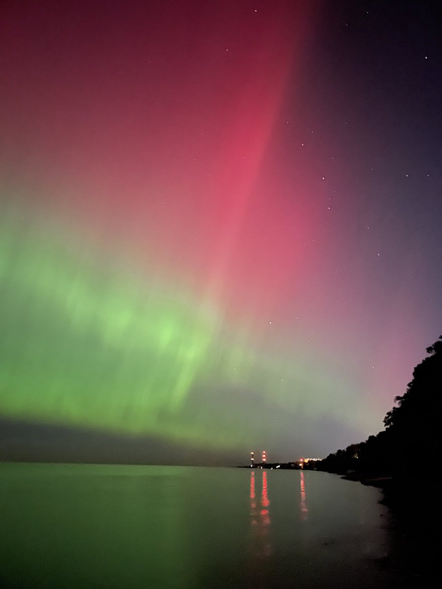 Northern lights over Lake Erie in Euclid, Ohio.