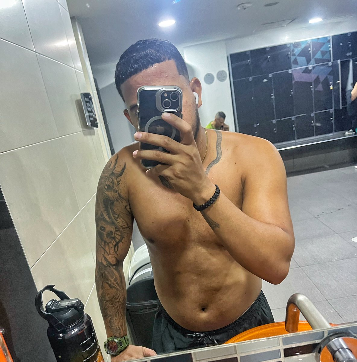 Papazote__'s tweet photo. Me falta, pero ahí voy 😏 https://t.co/FyzxIjLrFu