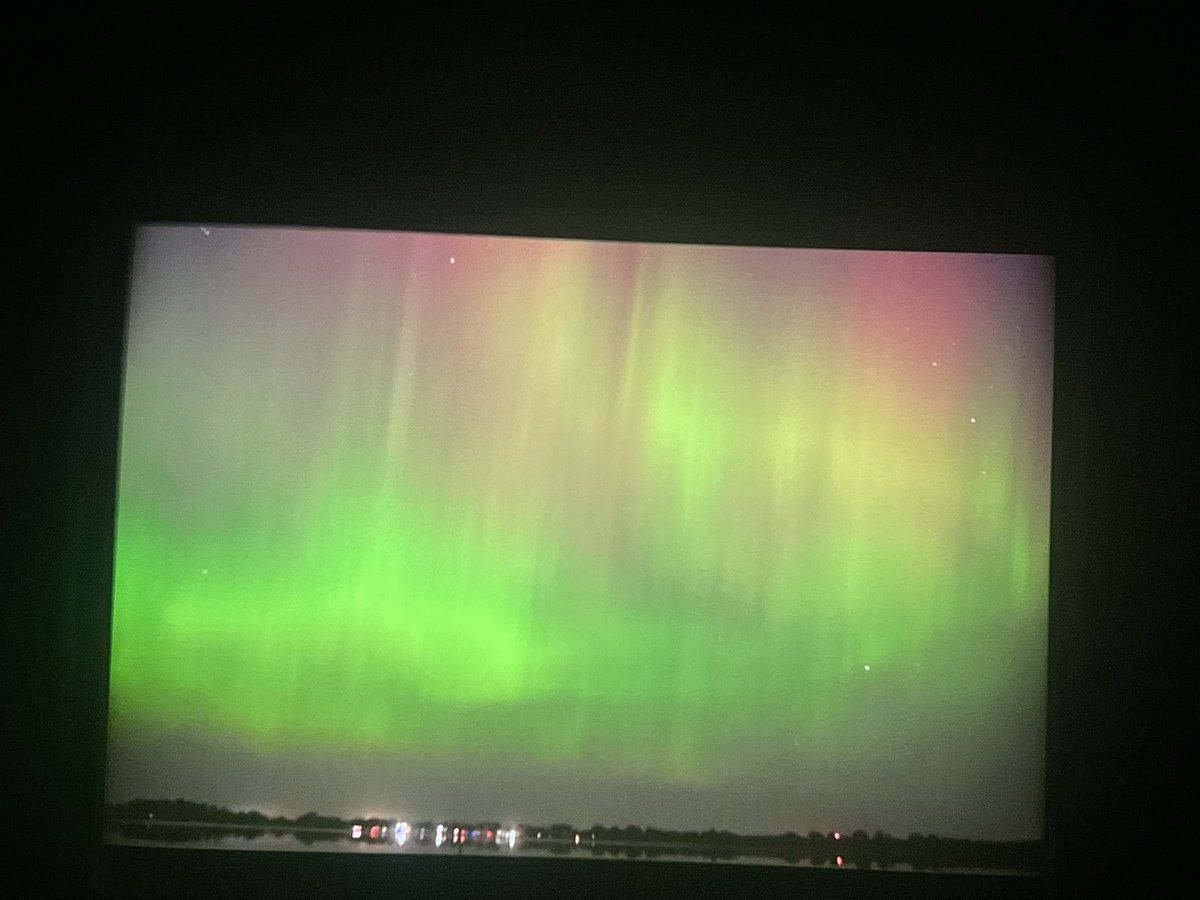 WxCjs's tweet image. Ok