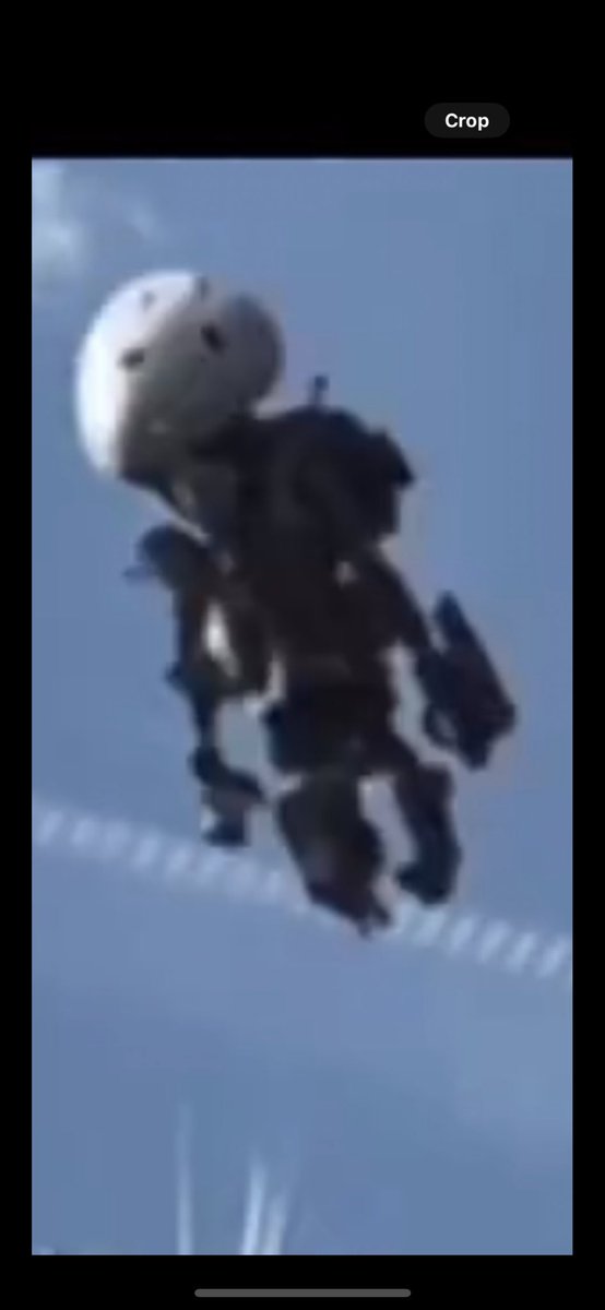 LaxSunnyG's tweet photo. @Gandalf_ElPulpo @ramdassinspace Florida ring cam of “sky surfer” with additional public internet photos outside Area 51 (allegedly)…speculating US recon tech and/or jet packs for NHI. I guess Uber prices are getting too pricey… https://t.co/Mj7VdTCZMf