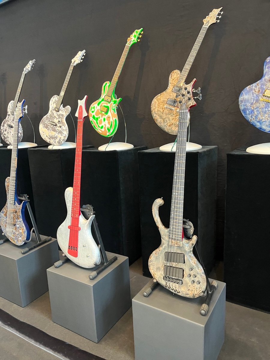Soundhouse_jp's tweet photo. 【Guitar Summit 2024🎸】
いろいろなギター/ベースのブースをまわりました!!🏃
#GuitarSummit #サウンドハウス #ギター #ベース https://t.co/SPOOtQYAYk