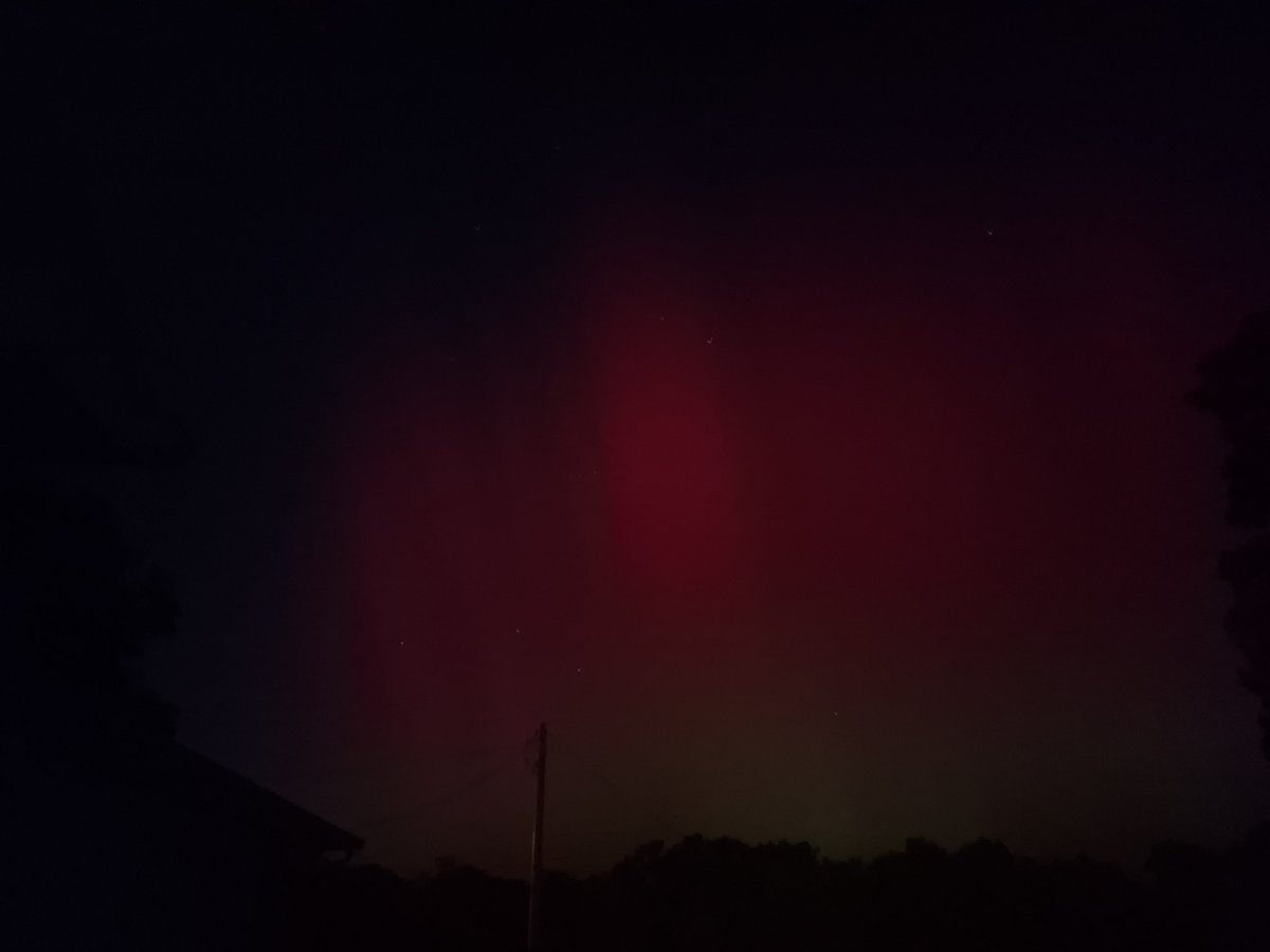 programmer1200's tweet image. Pretty good show for southern Missouri