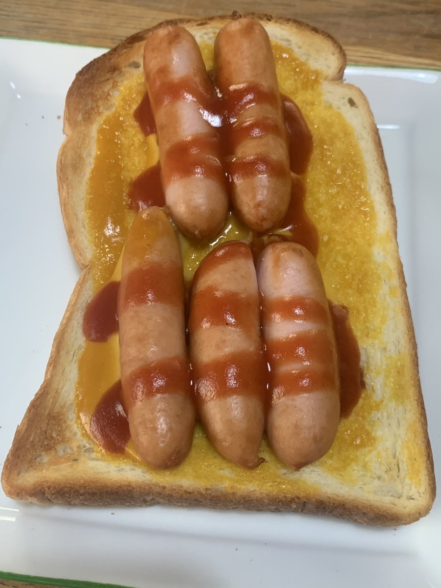 寝ぼけてたせいか、マックのマスタードでとんでもないものを錬成してしまった…
美味かった……🌭
#レナード飯