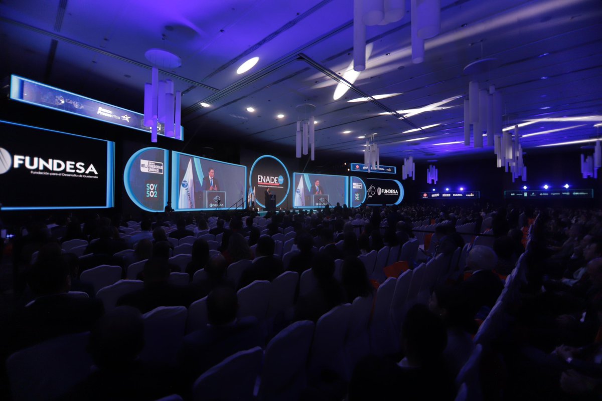 MINECOGT's tweet photo. Viceministra de Asuntos Regístrales #ValeriaPrado participa en el “Panel: ¿Cómo la certeza jurídica puede lograr mayor confianza en las instituciones en Guatemala? La digitalización como medio hacia la previsibilidad”. Del #Enade2024 https://t.co/fcOOYy8Lmp