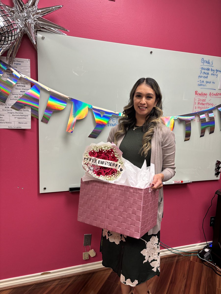 Sanchez Eagles (@sanchez_eagles) on Twitter photo Wishing our fearless leader a Happy Birthday 💕 & Happy Principal’s Month! <a href="/MrsCMontoya/">Claudia Montoya-Barba</a> Wishing our fearless leader a Happy Birthday 💕 & Happy Principal’s Month! <a href="/MrsCMontoya/">Claudia Montoya-Barba</a>