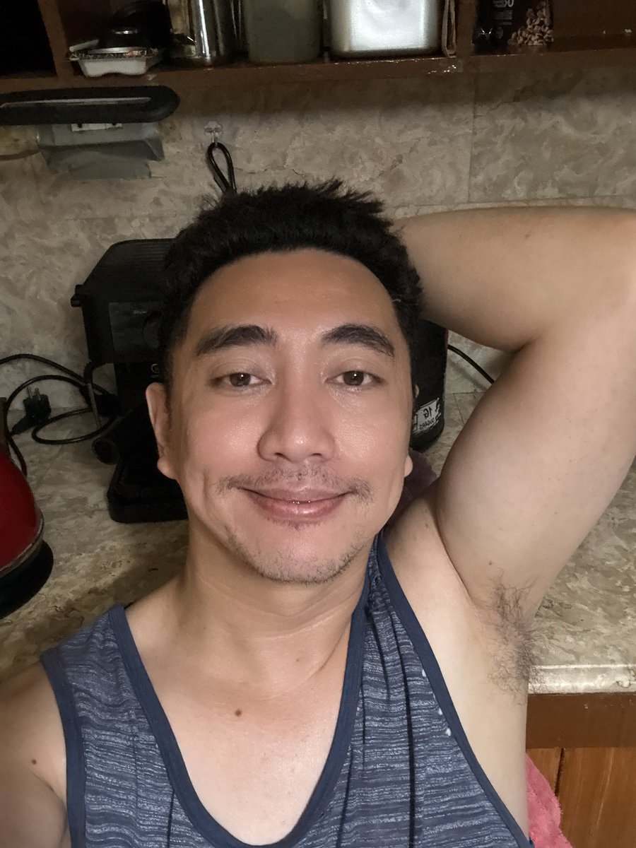 markeeeees's tweet photo. Rate my kilikilo. Charot https://t.co/qapLSzhlQD