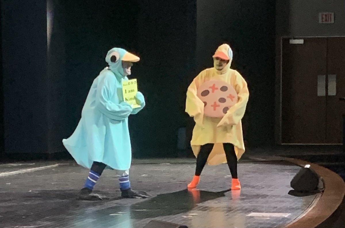 conni_davis's tweet photo. Duckling gets a cookie and a kindness ticket during Celebrity Reader Night! Amazing night in Lawrence Township! https://t.co/JpNEymAgqm