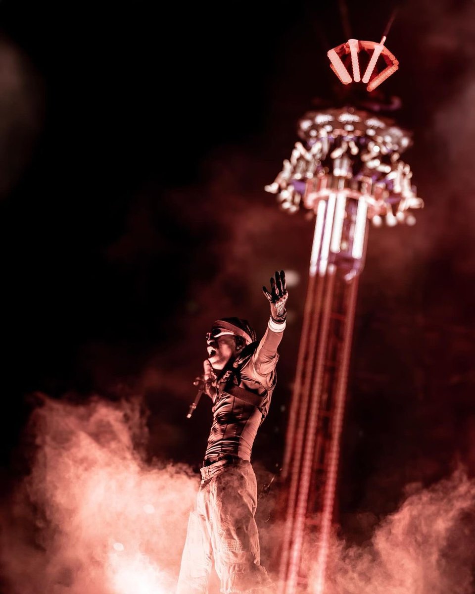 CIRCUS MAXIMUS (@travisontour) on Twitter photo 