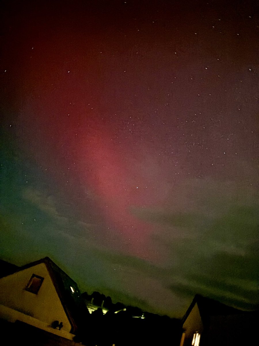 osh_elis's tweet image. Croeso nol aurora borealis! #llithfaen #penllŷn 💙
