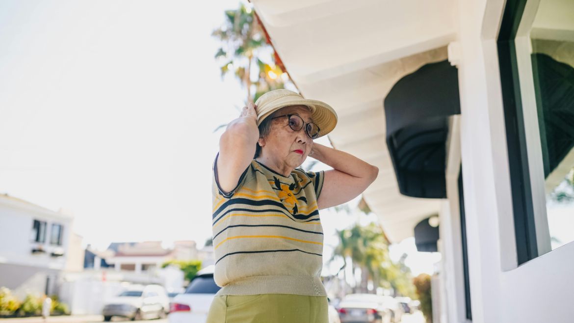 LEseniorcare's tweet photo. WHEN is it #time to transition to wearing a #depend as a #senior? READ NOW https://t.co/VJcJRLGlo8 #seniorcare #agingcare #incontinence #depends #pullups #seniorhealth #seniorhygiene #Mesa #Phoenix #Scottsdale https://t.co/uhdKb9xtRi