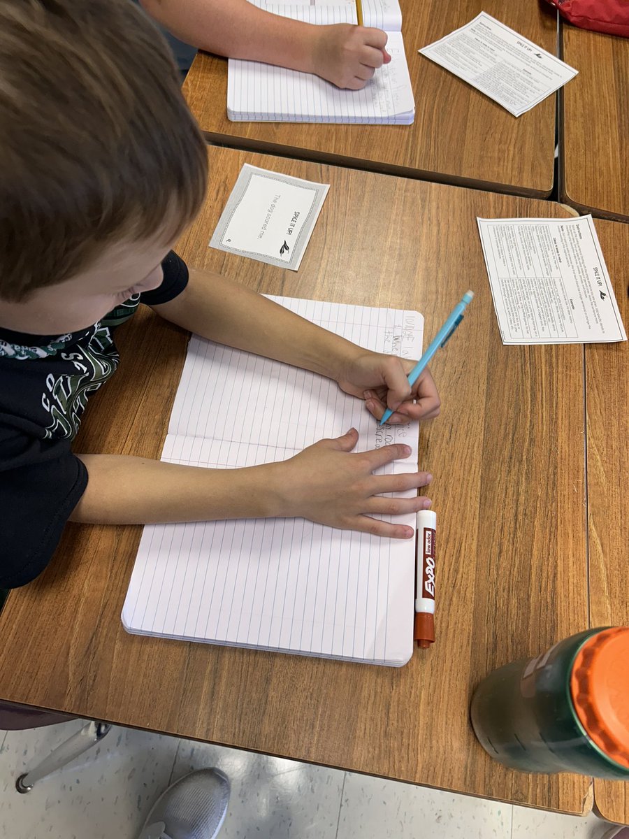 MrsMatisak's tweet photo. Writing is more fun when you’re up and moving! Today we worked on elaborating using “boring” sentences. Students did a fantastic job adding details to the “boring” sentences to help the reader visualize what they’re writing. https://t.co/kDJEEfjINk